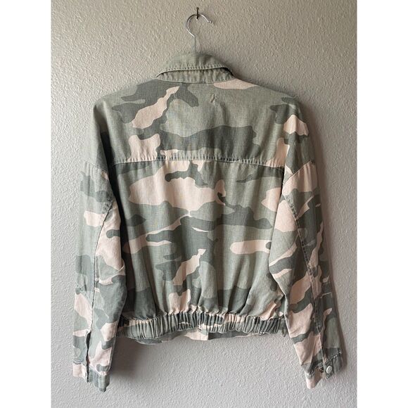 Zara Camo Cropped Light Jacket - Picture 4 of 11